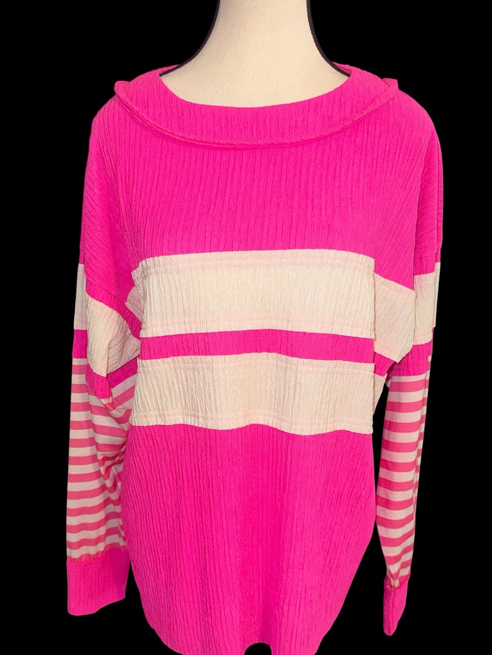 BiBi puttin on the Pink bubblegum bliss long sleeve lightweight pullover